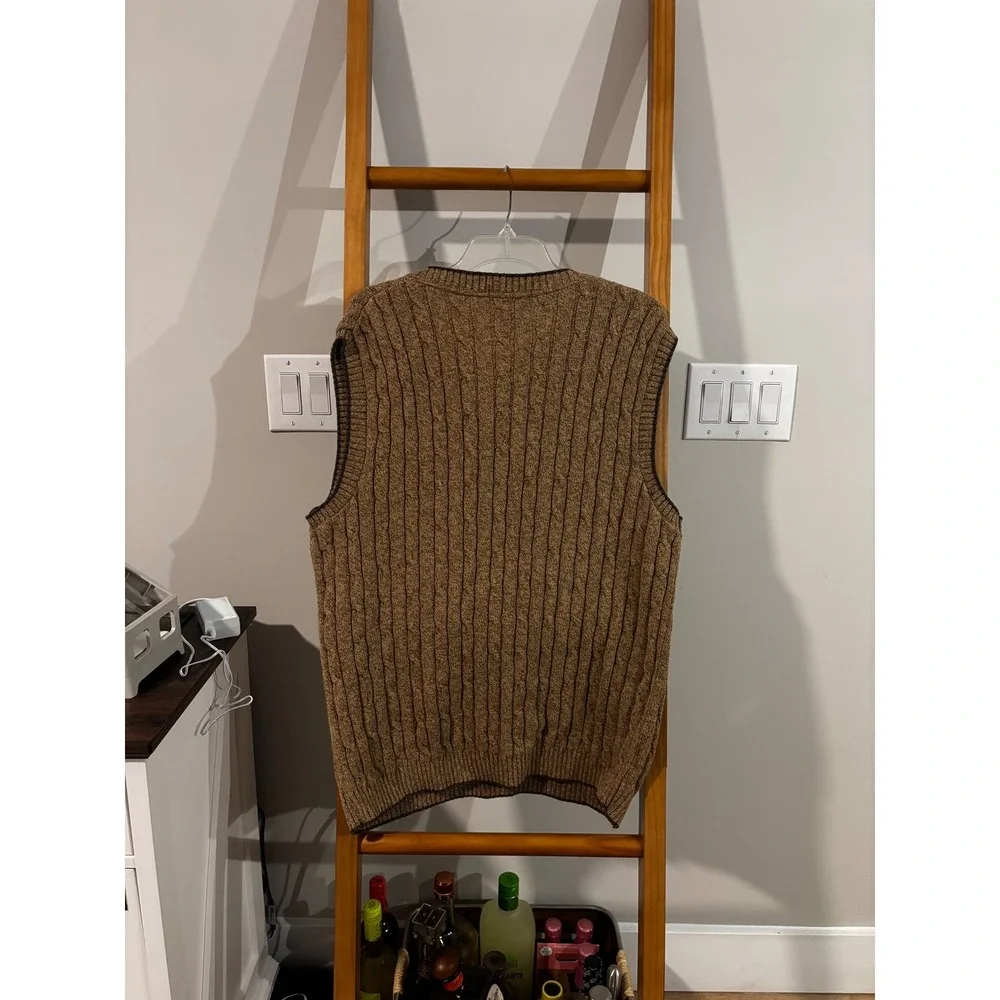 Vintage Susquehanna Trail Outfitters Men XL Brown Cable Knit V-Neck Sweater Vest